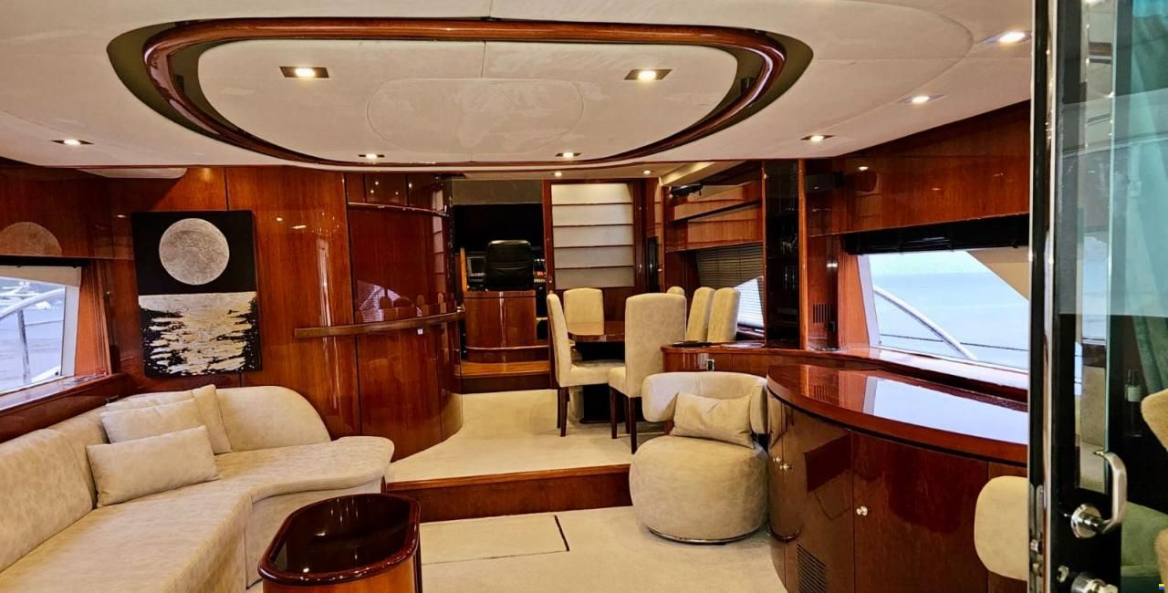 Fairline Squadron 74
