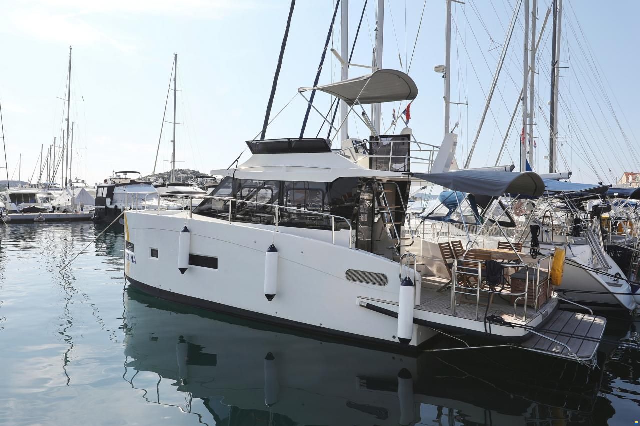 Cobra Futura 40