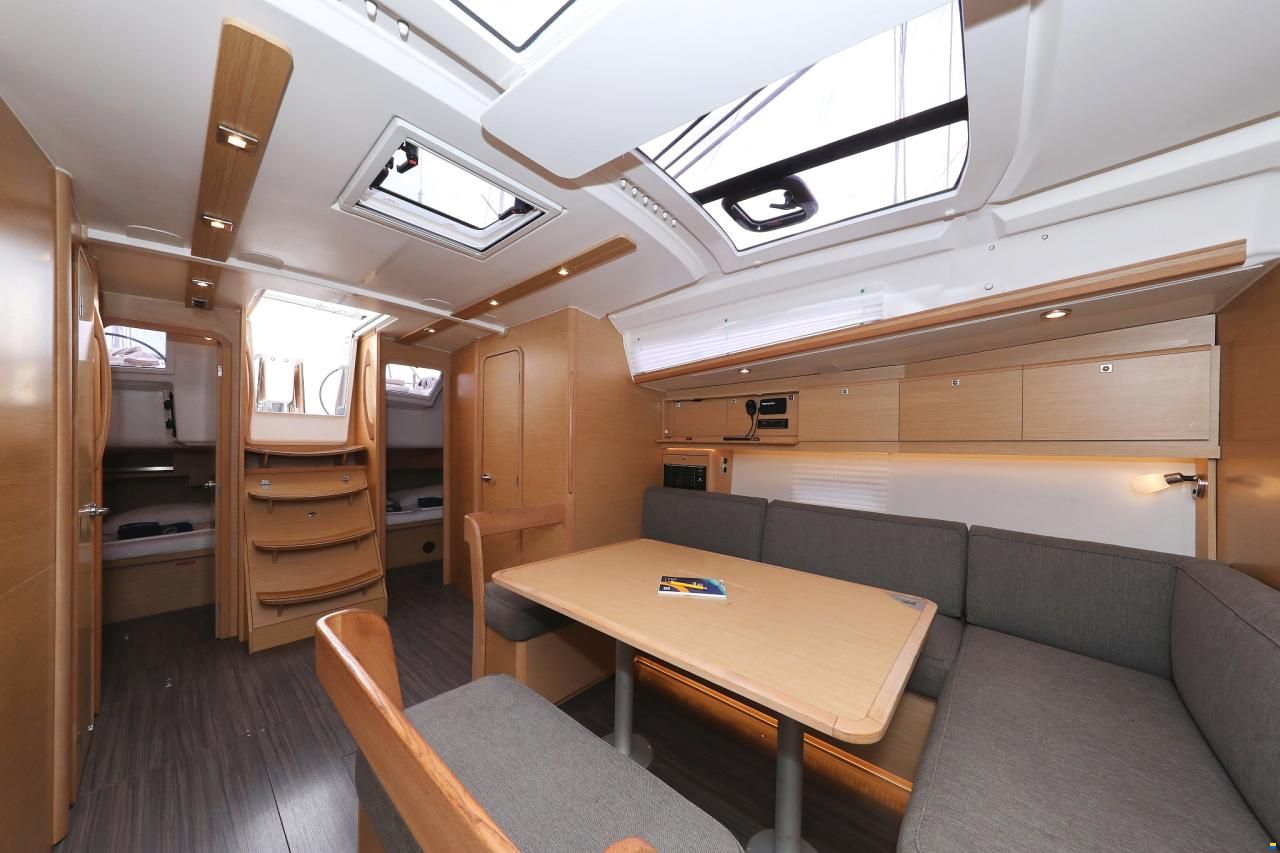 Dufour 430 GL