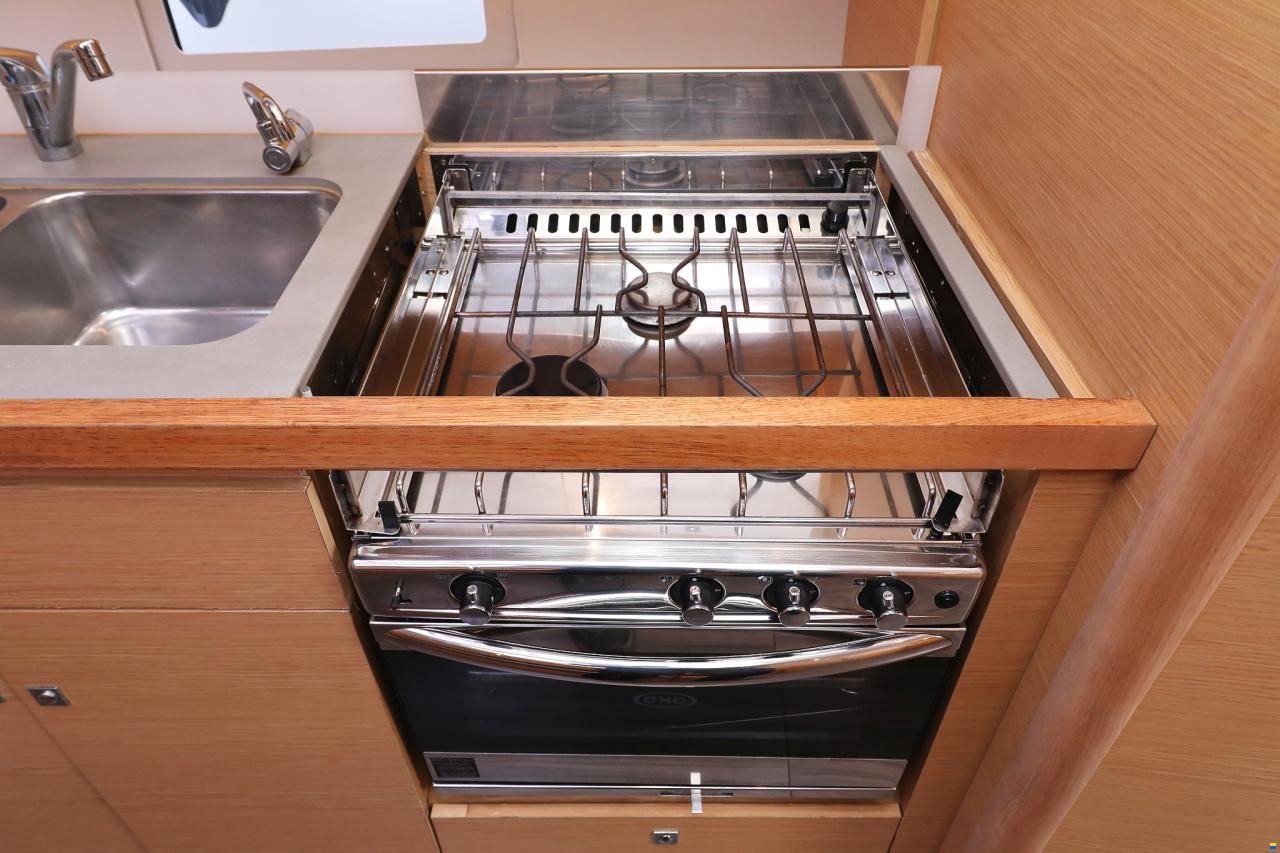 Dufour 430 GL