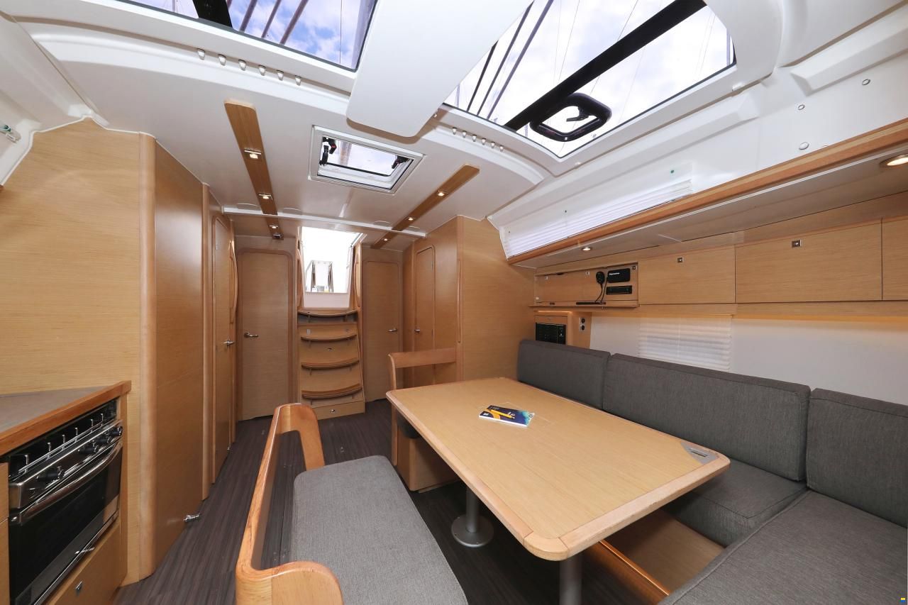 Dufour 430 GL