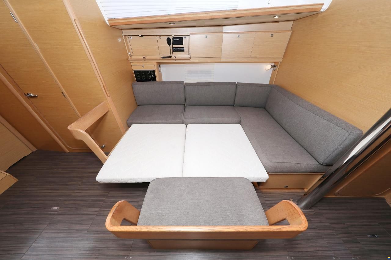 Dufour 430 GL