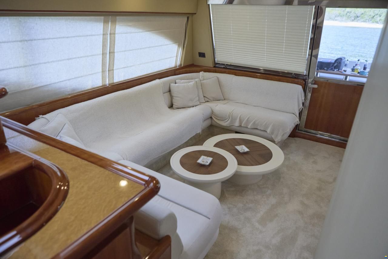 Ferretti 680