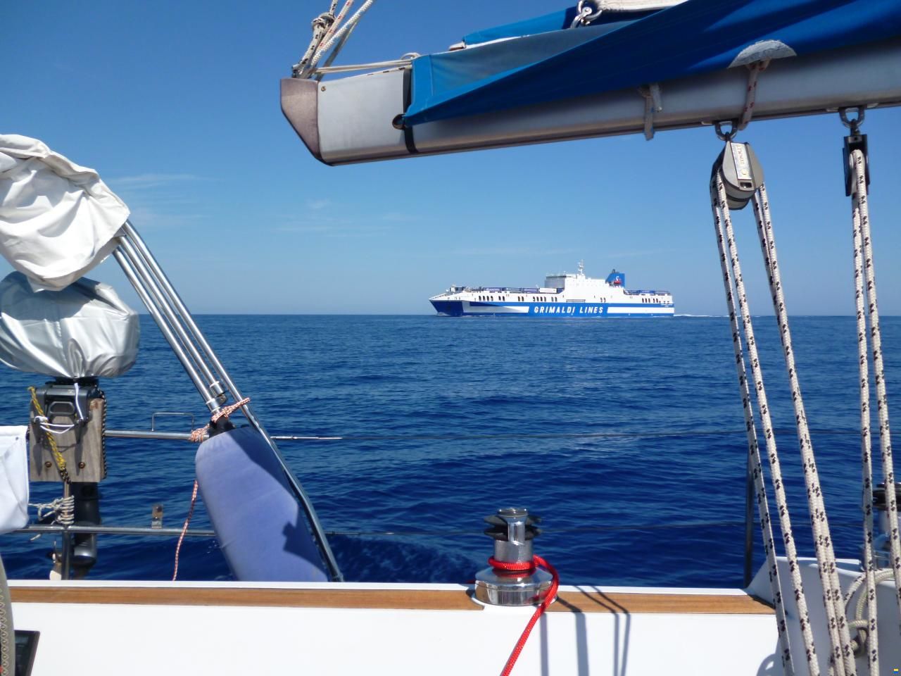 Grand Soleil GS 38