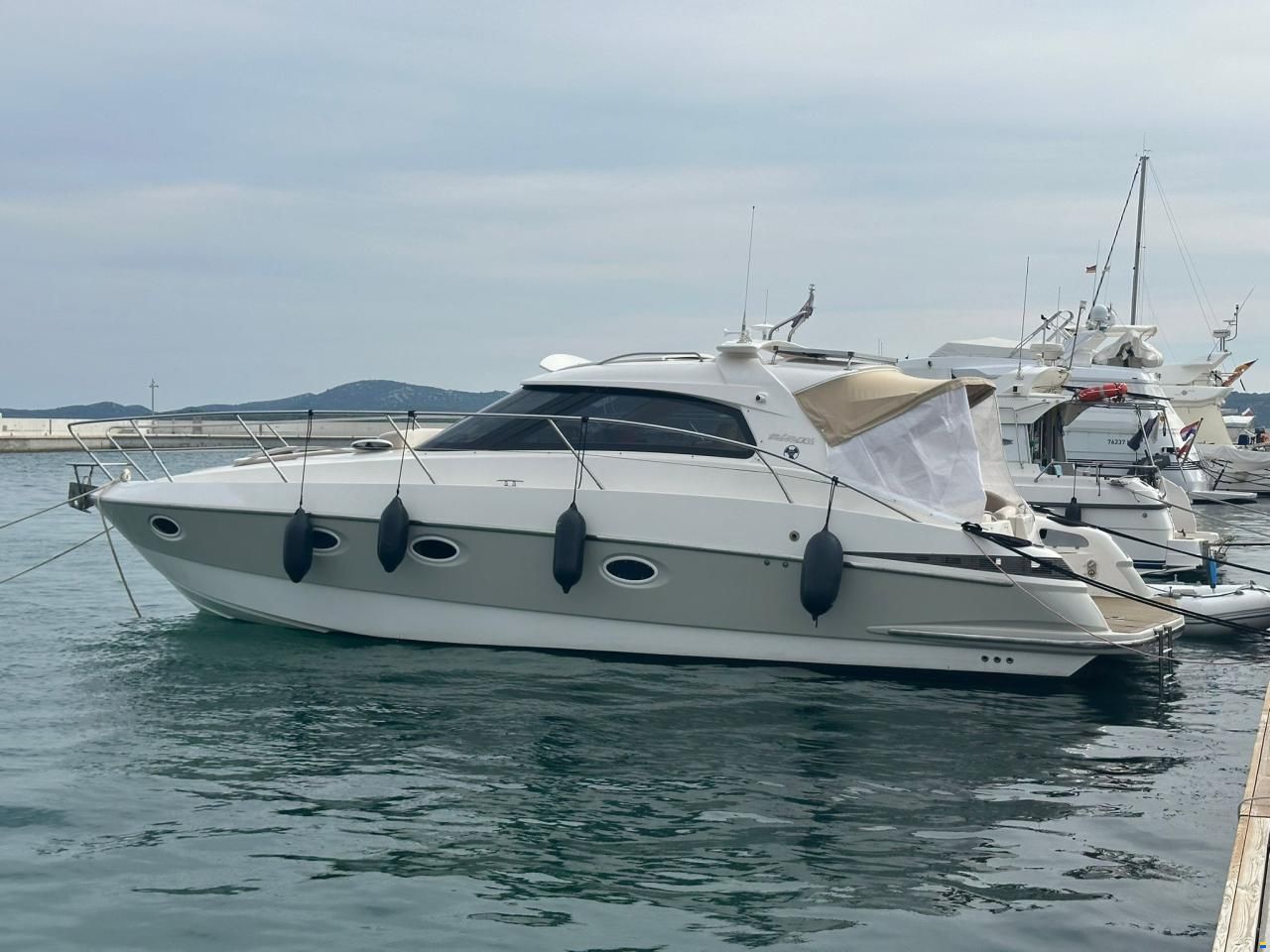 Elan Power E35 Hardtop