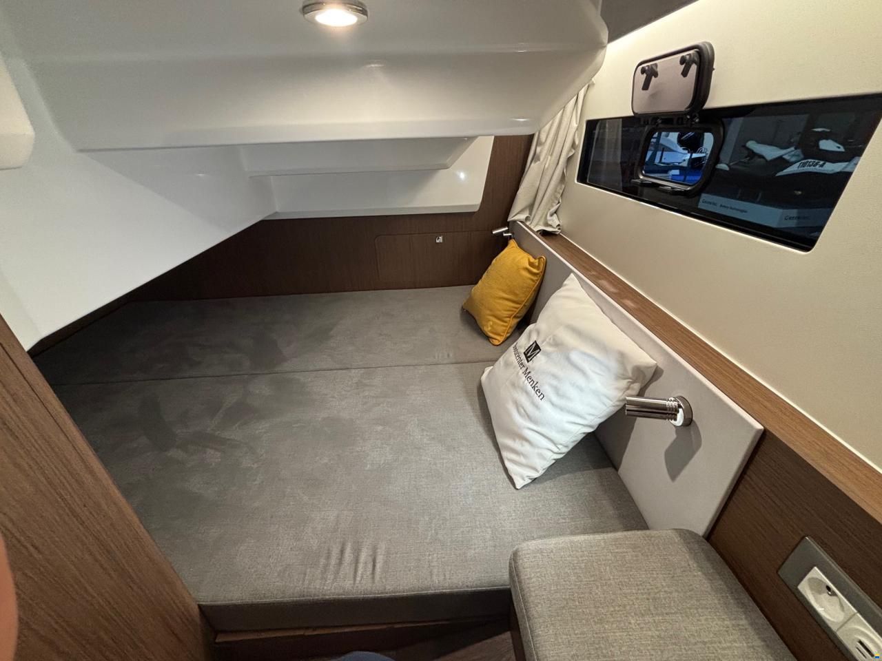 Beneteau Antares 9 V2