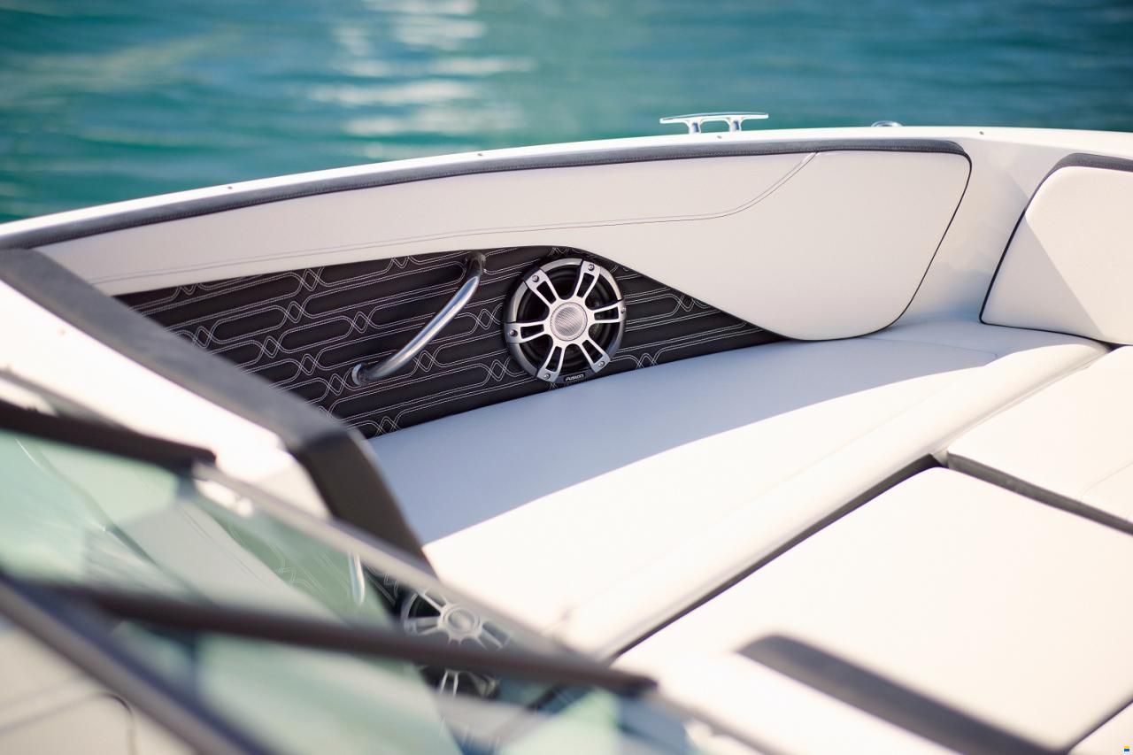 Sea Ray SPX 210 OB Europe