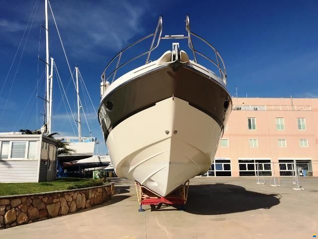 Cranchi Mediterranee 50 HT