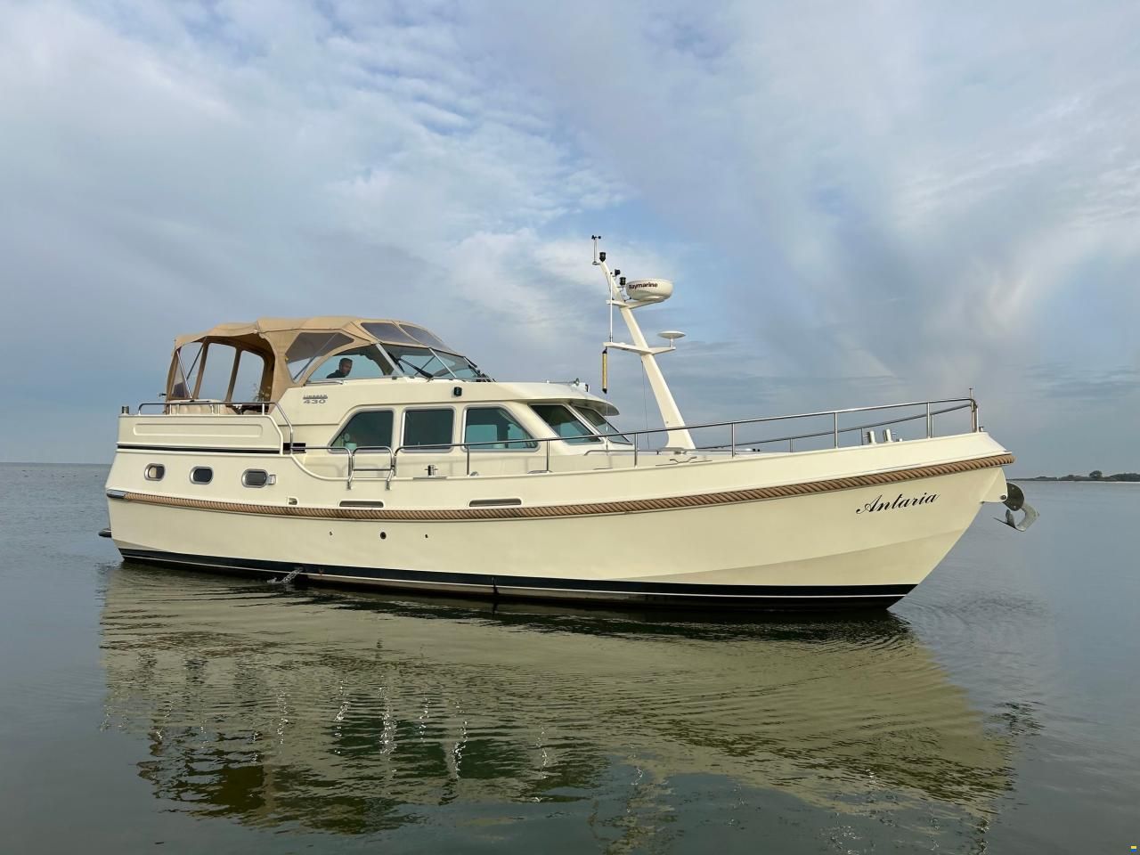 Linssen Grand Sturdy 430 AC MKII Twin Met
