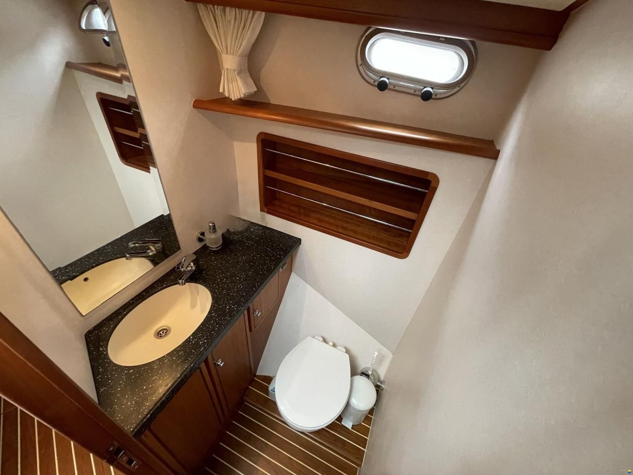 Linssen Grand Sturdy 430 AC MKII Twin Met