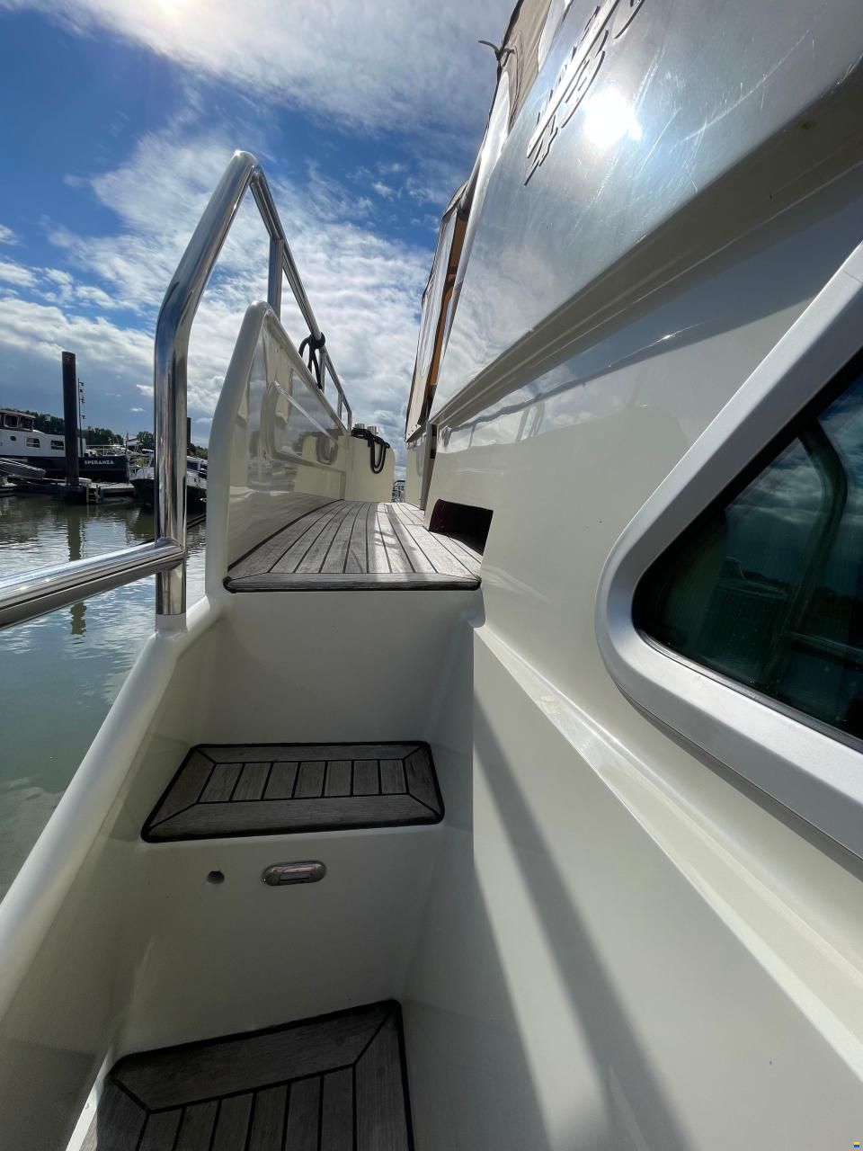 Linssen Grand Sturdy 430 AC MKII Twin Met