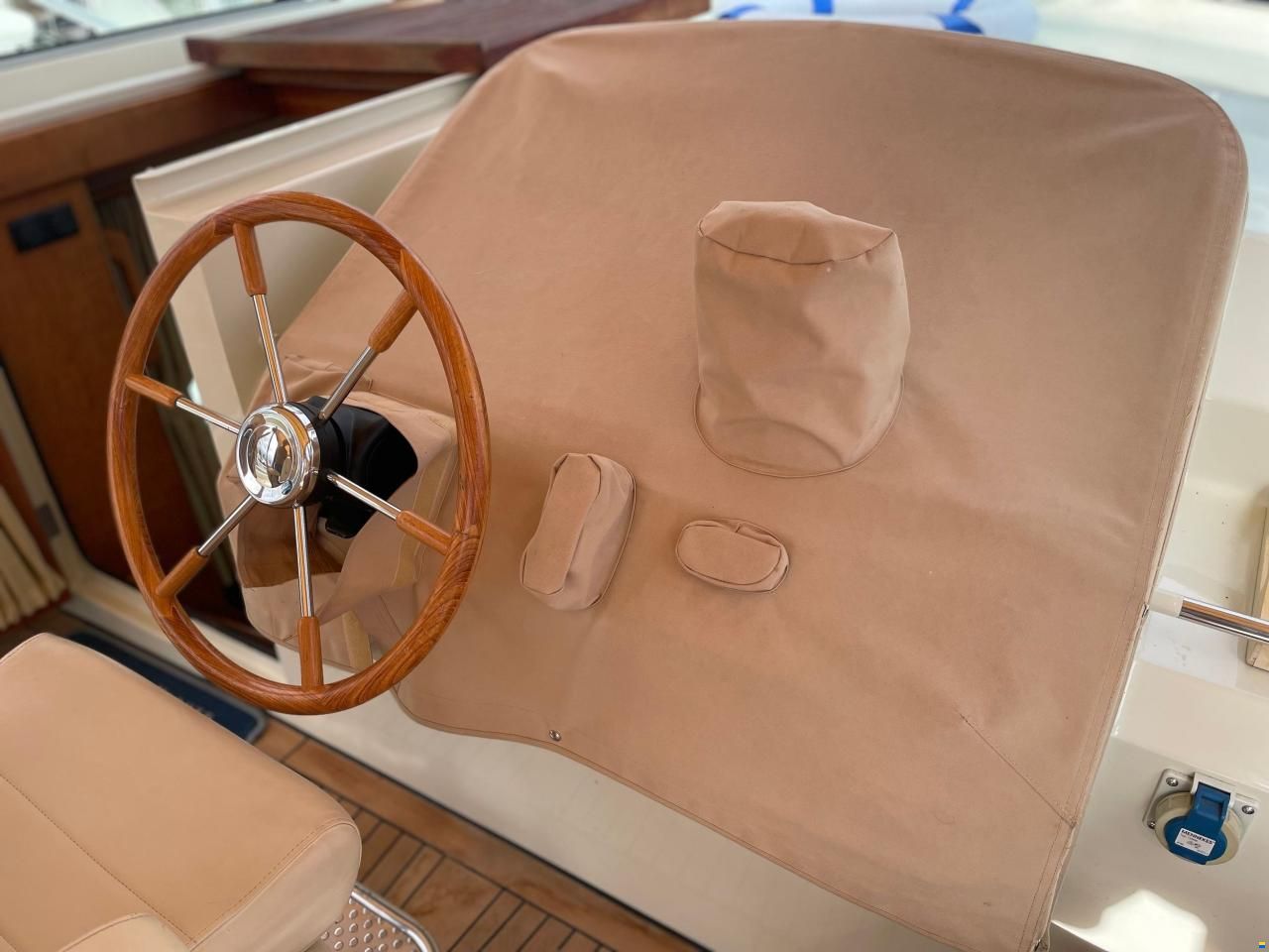Linssen Grand Sturdy 430 AC MKII Twin Met