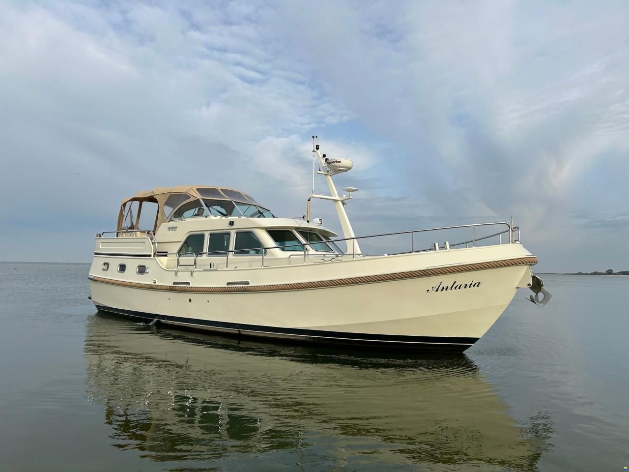 Linssen Grand Sturdy 430 AC MKII Twin Met