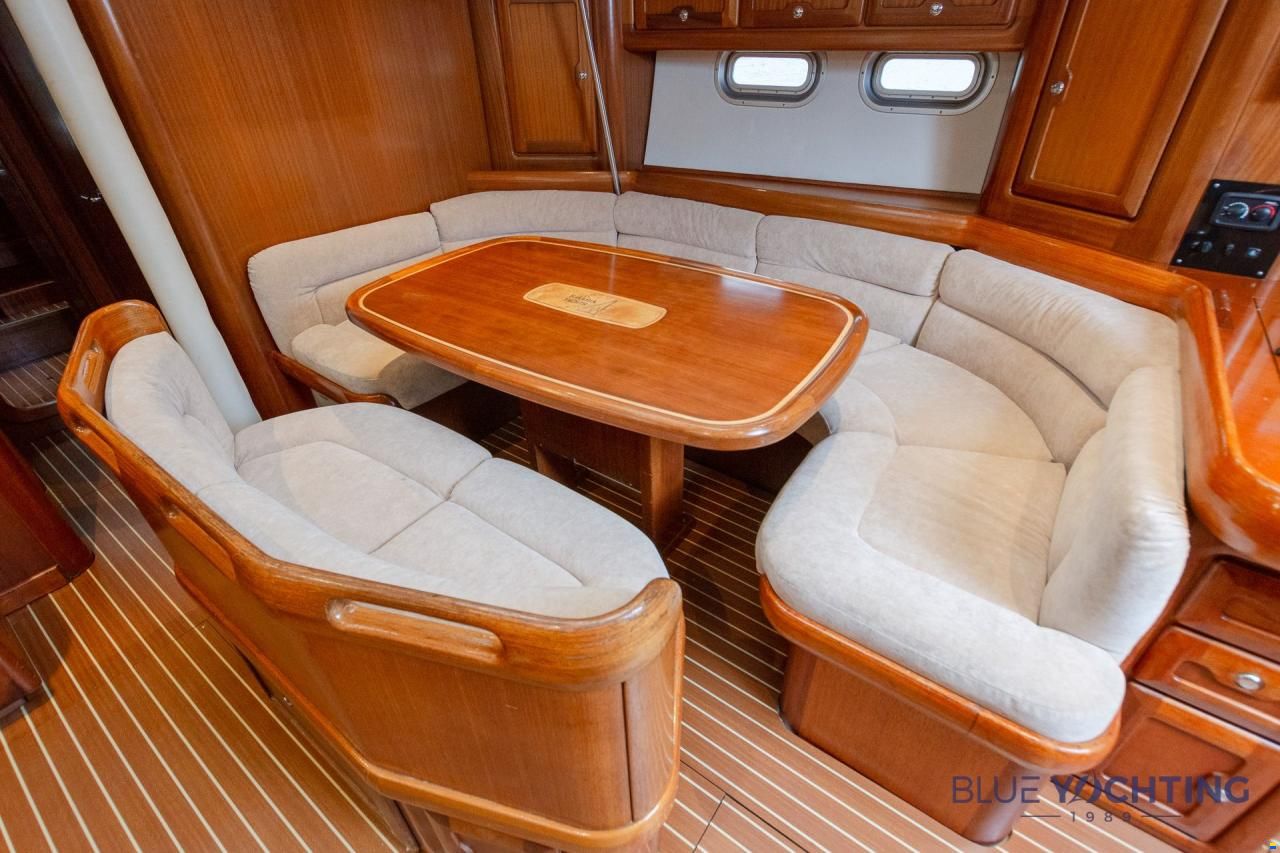 Bavaria 44