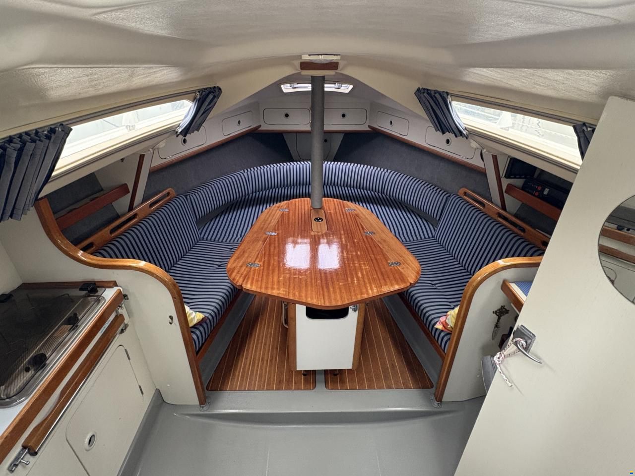 Dehler 28 Top