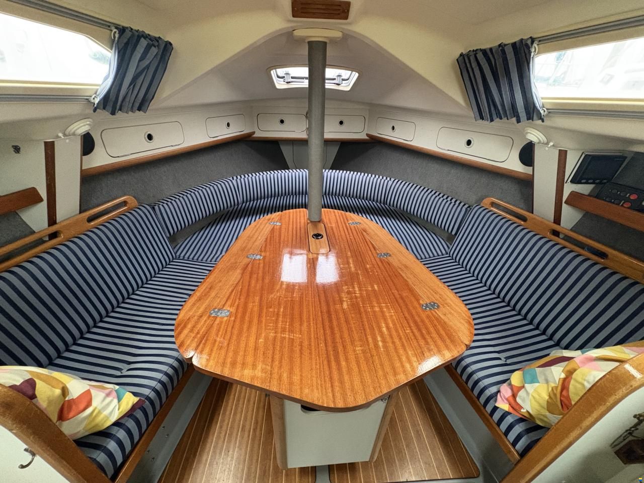Dehler 28 Top