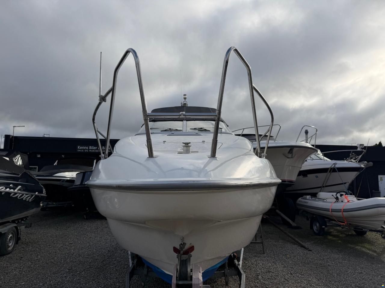 Sealine 230 Family