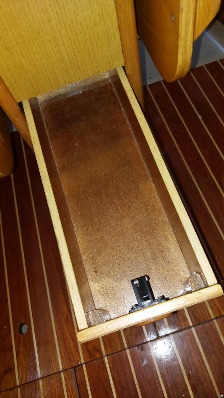 Beneteau First 285