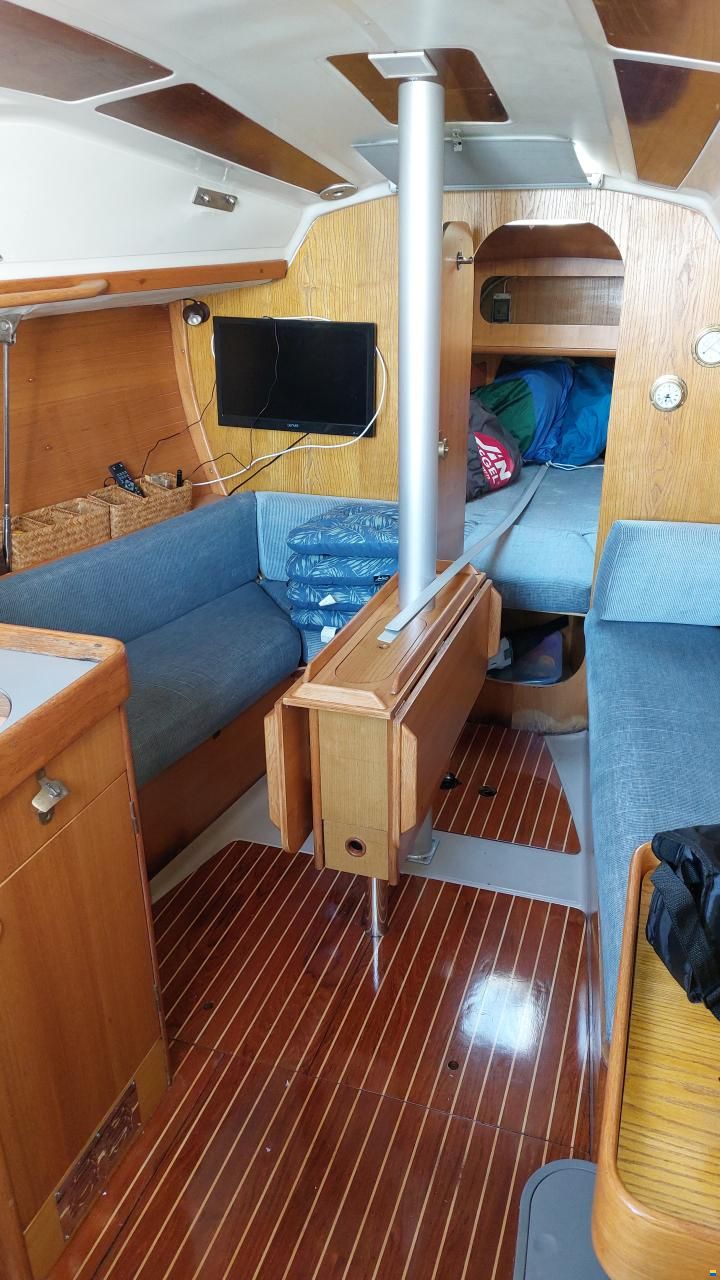 Beneteau First 285