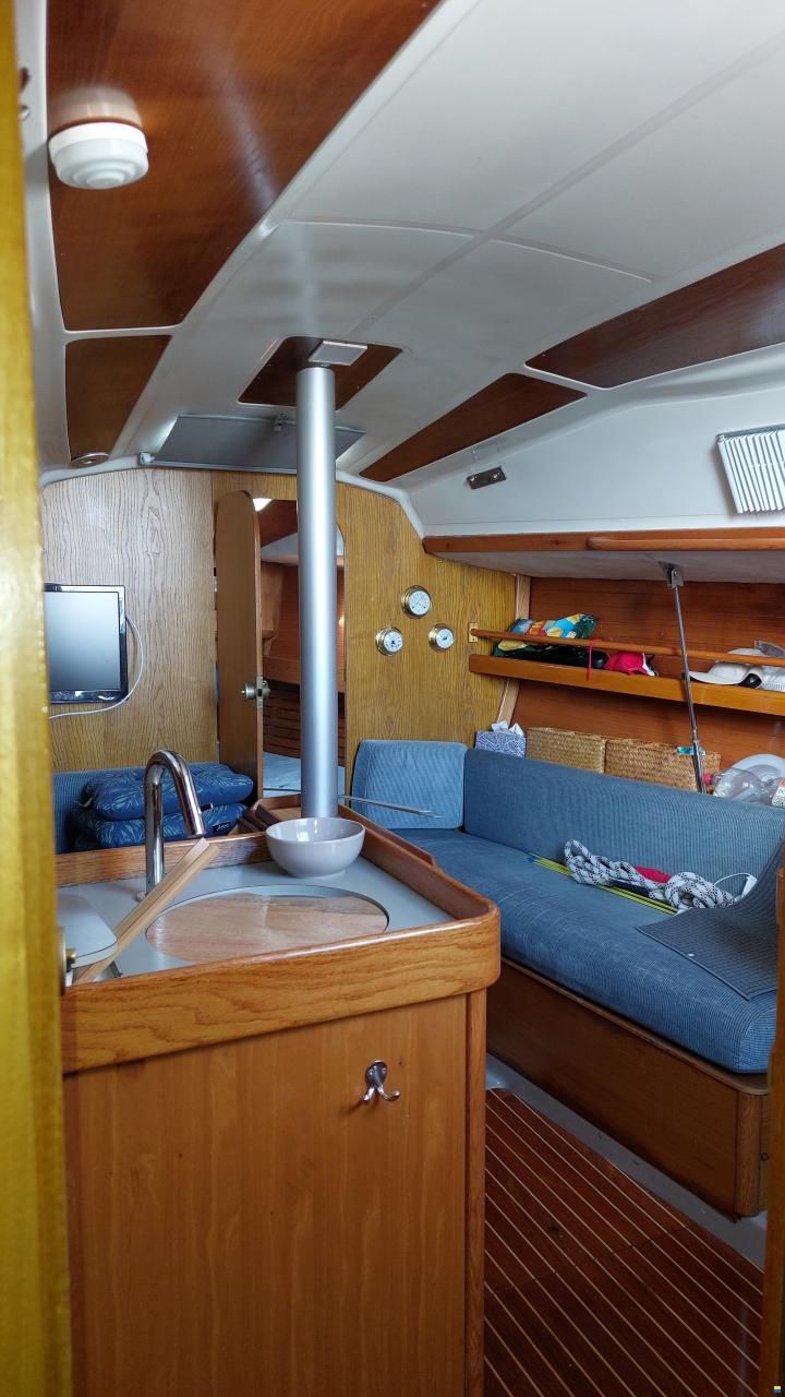 Beneteau First 285