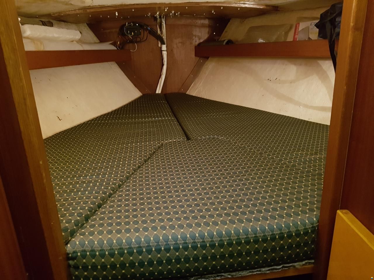 Coronet Elvstrom 38