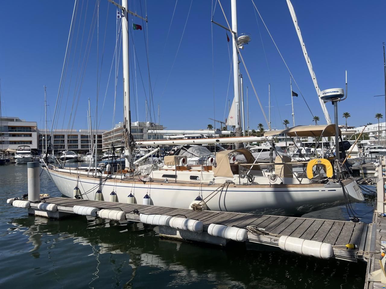 Nautors Swan Swan 55