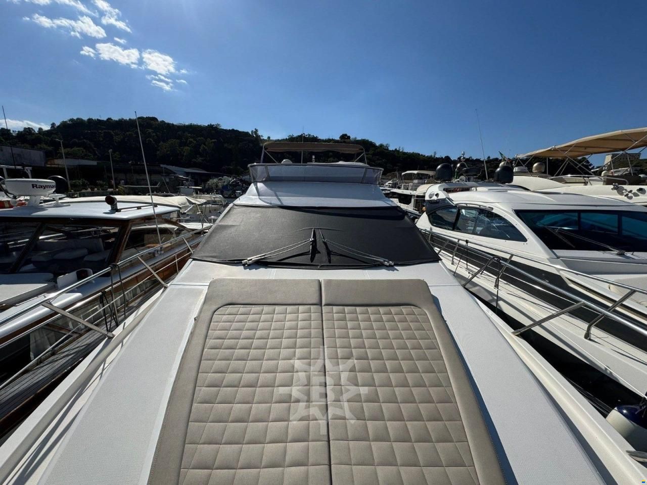 Azimut 47
