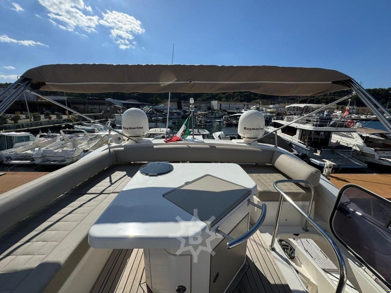 Azimut 47