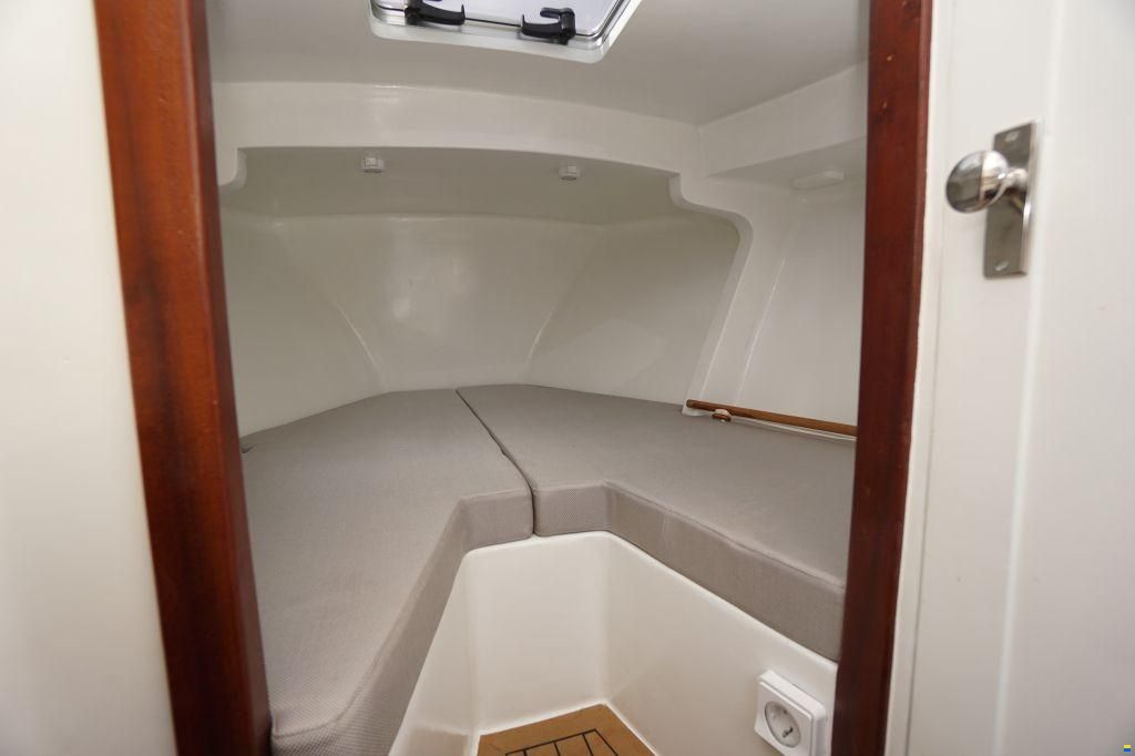 Lobster LB26 Classic Runabout