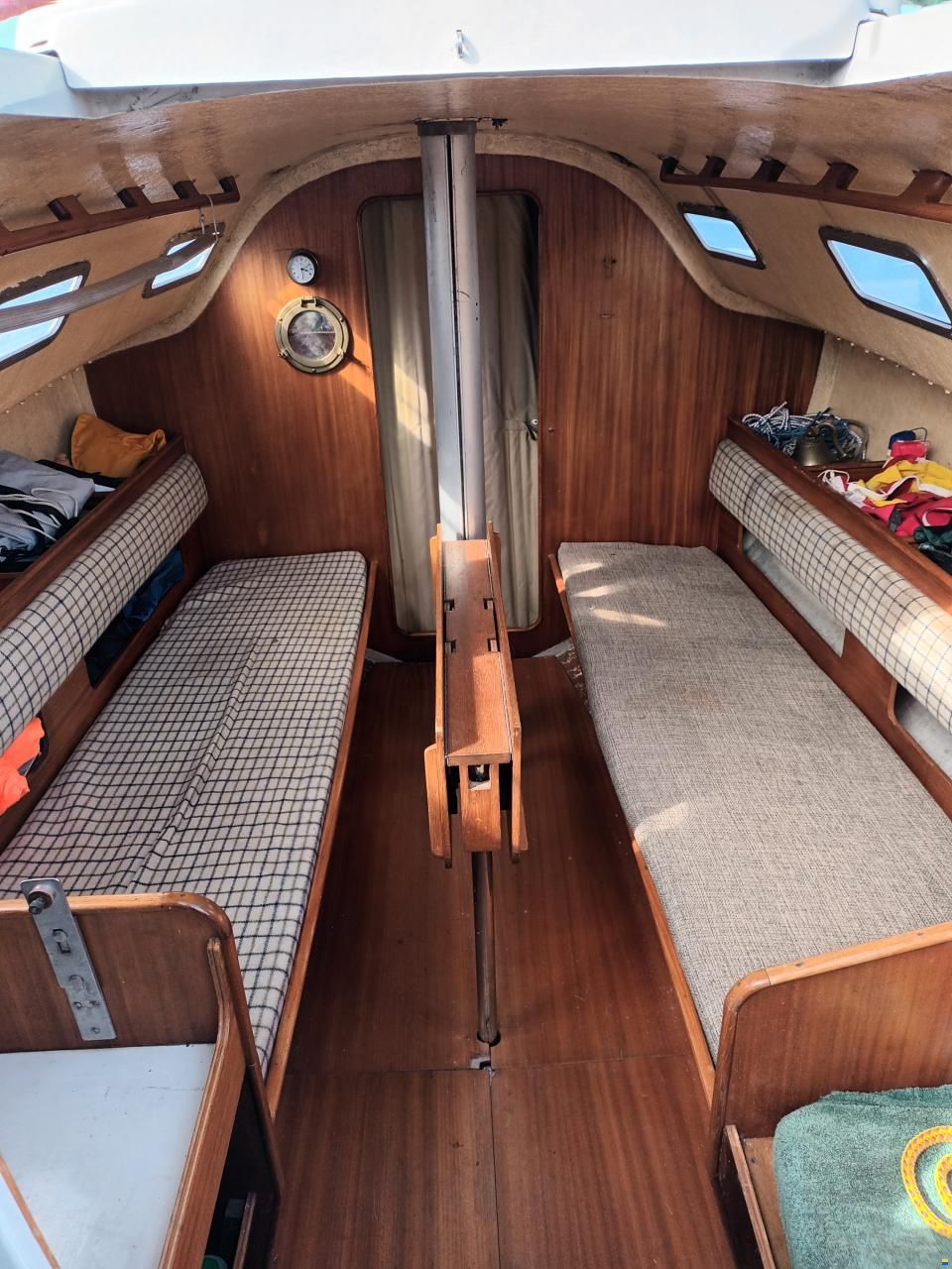 Flipper Scow Spaekhugger