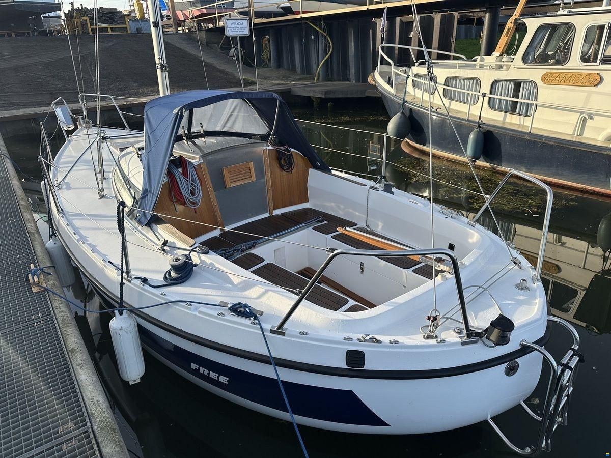 LM 22