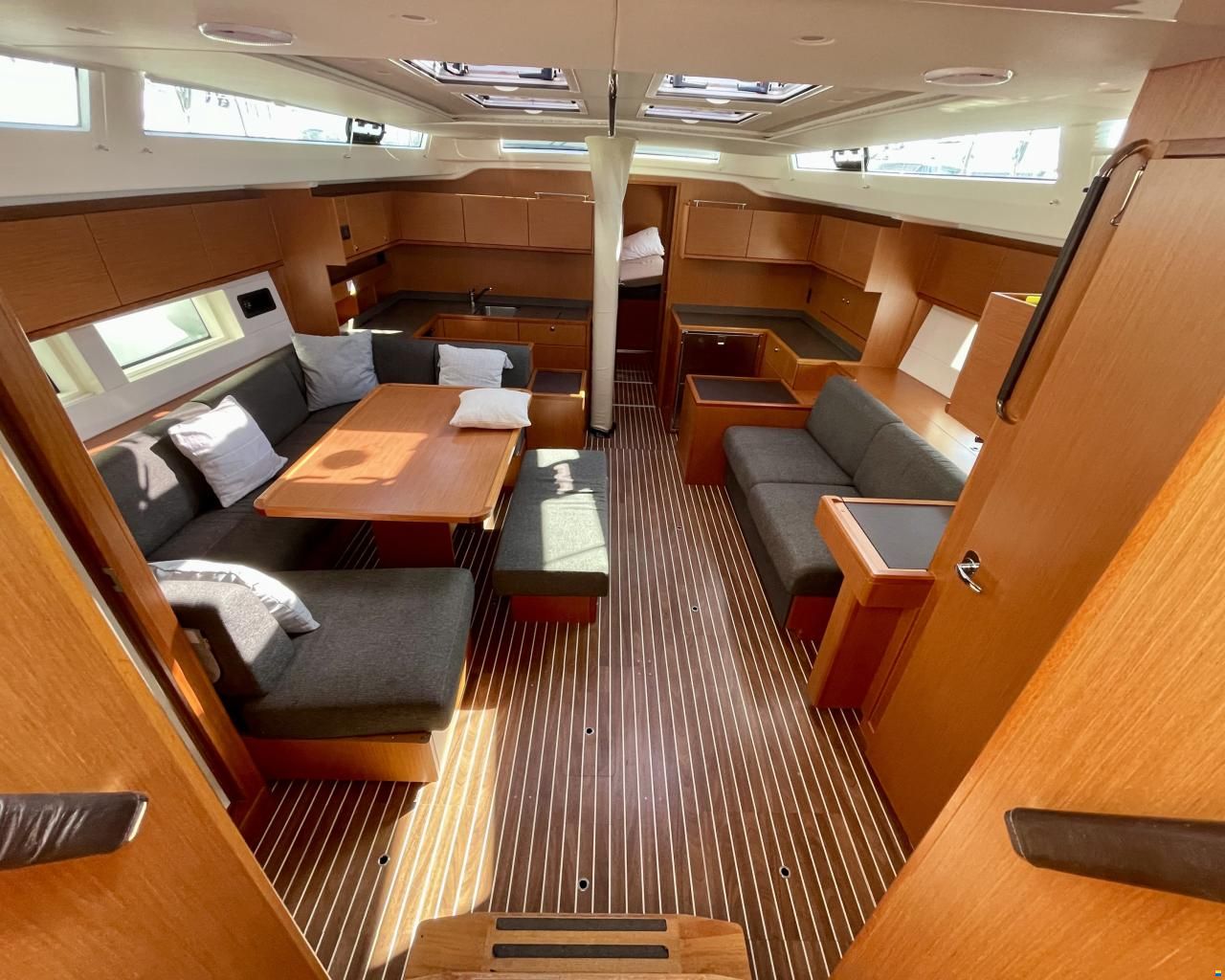 Bavaria C57 Style