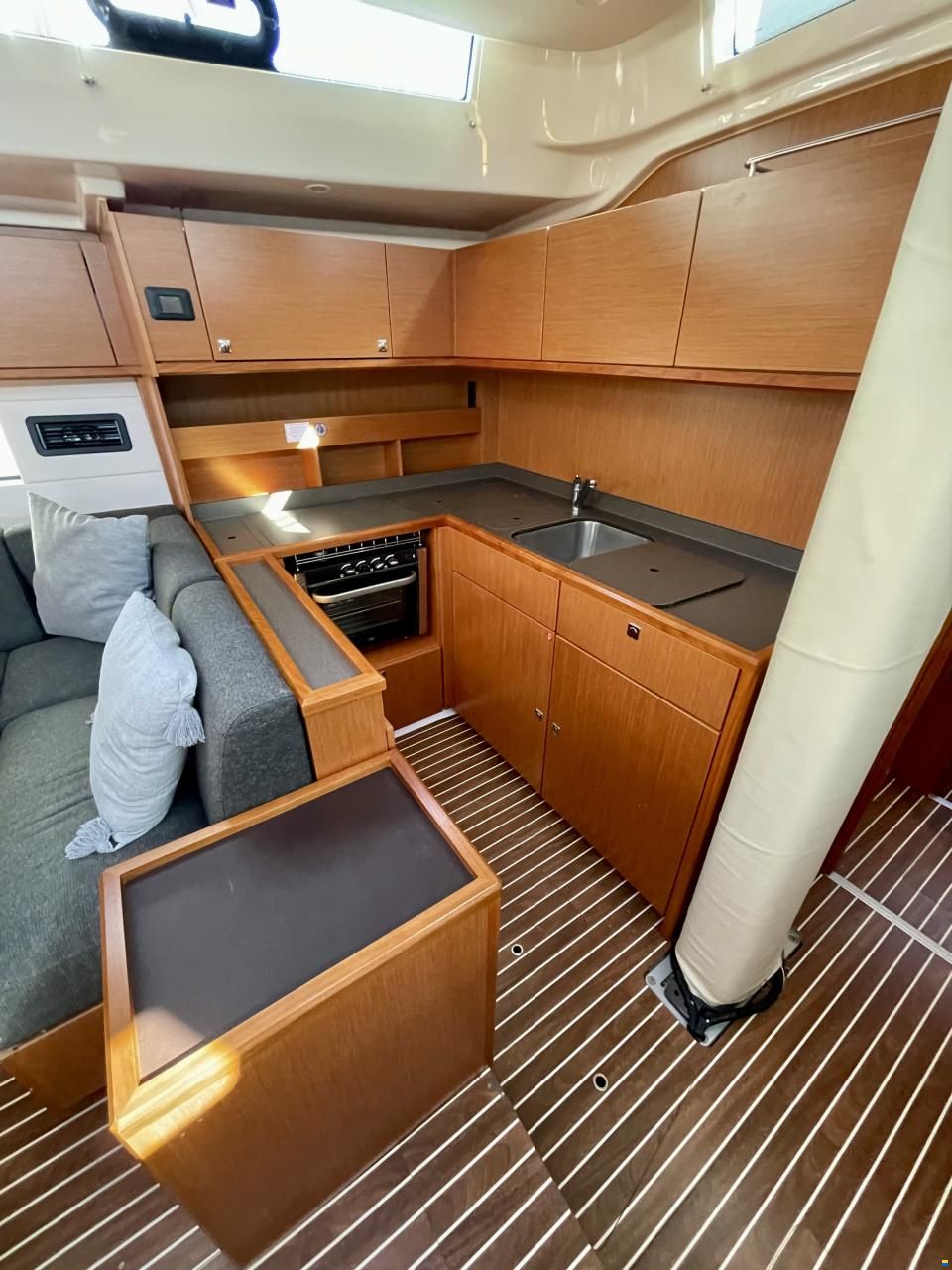 Bavaria C57 Style