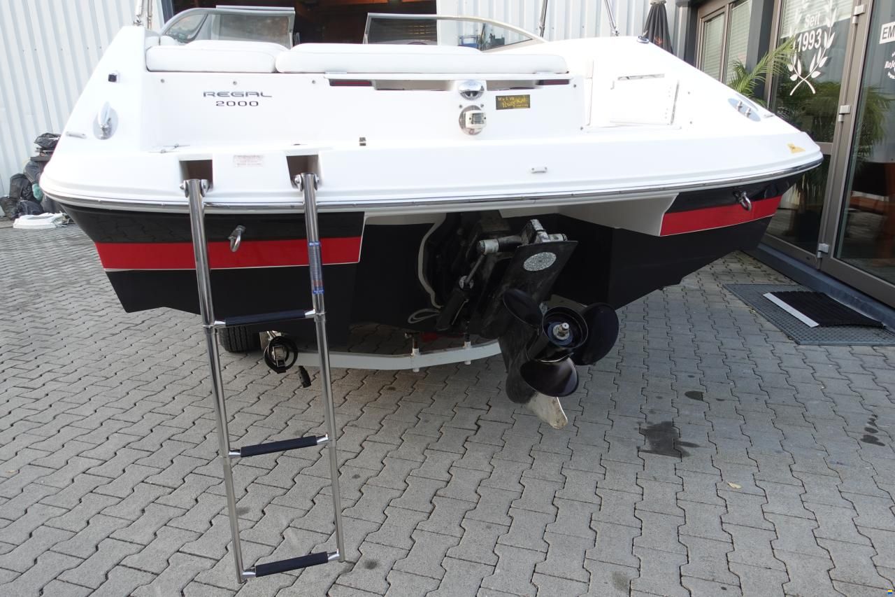 Regal 2000 inkl. Lagertrailer & Bodenseezul.
