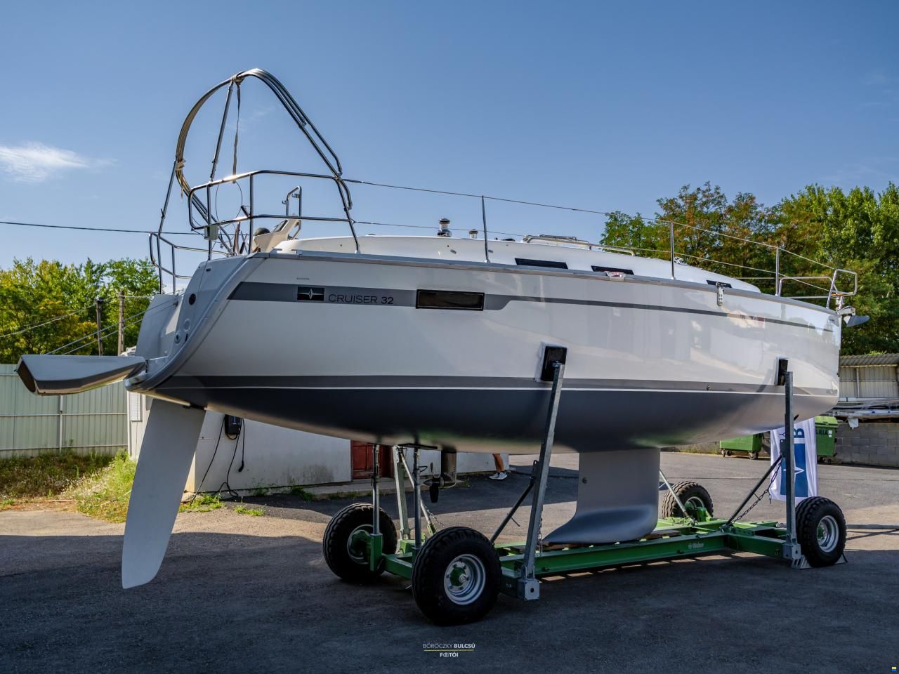 Bavaria CRUISER 32 - 2011
