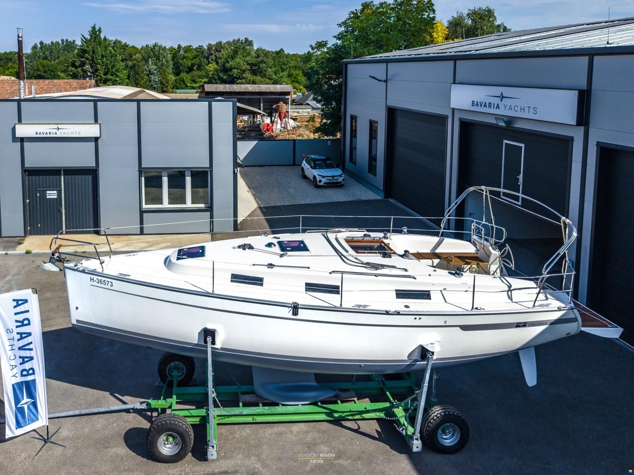 Bavaria CRUISER 32 - 2011