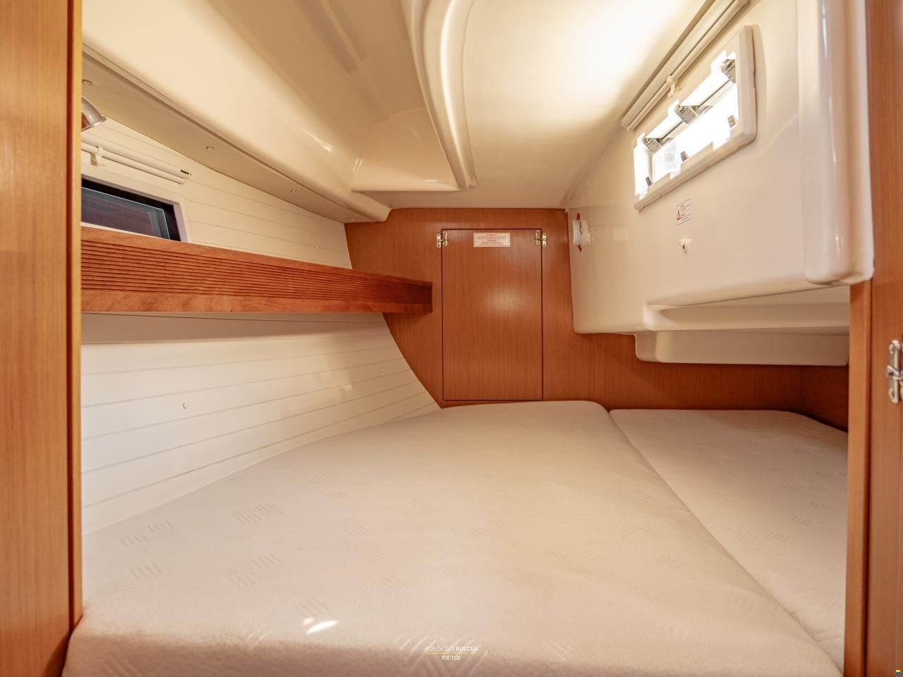 Bavaria CRUISER 32 - 2011