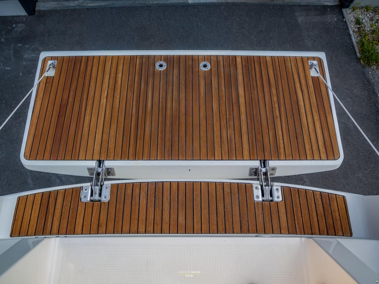 Bavaria CRUISER 32 - 2011