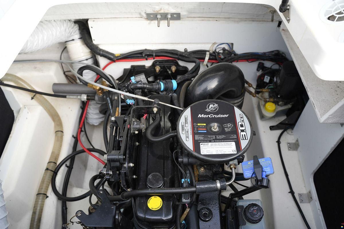 Sea Ray 19 SPX