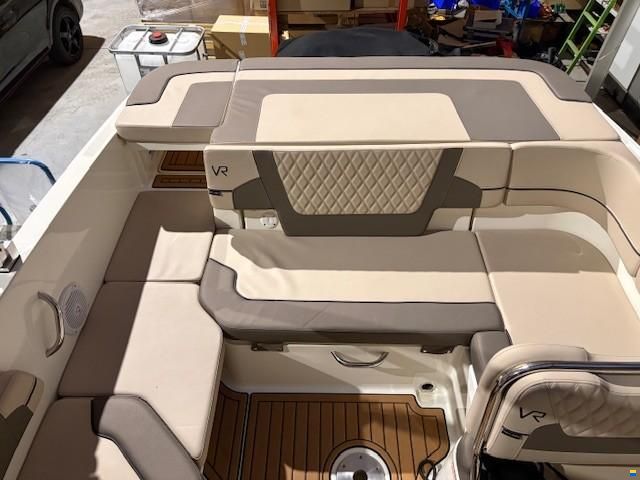 Bayliner VR6