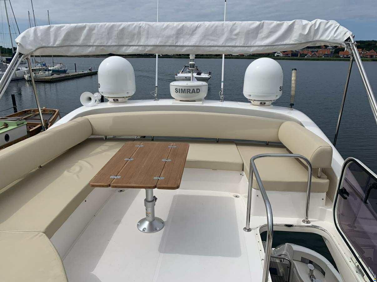 Azimut 43 Fly