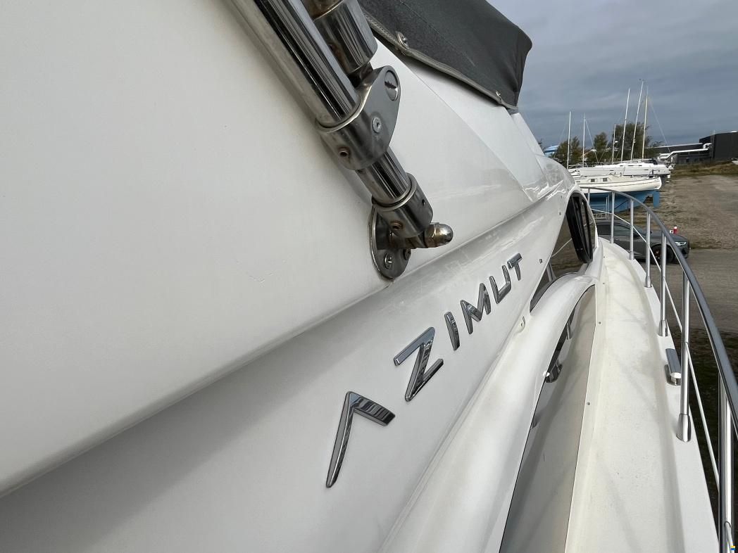 Azimut 43 Fly