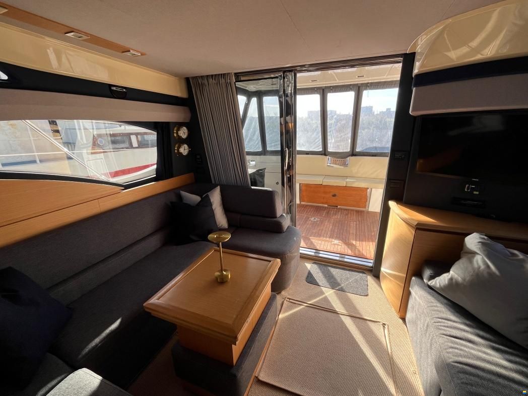 Azimut 43 Fly