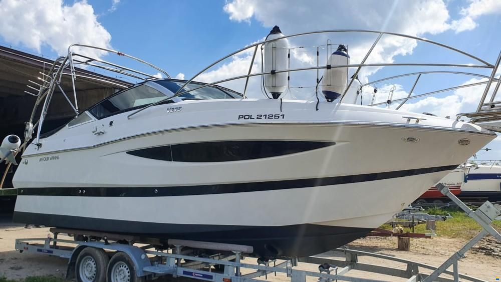 Four Winns V275