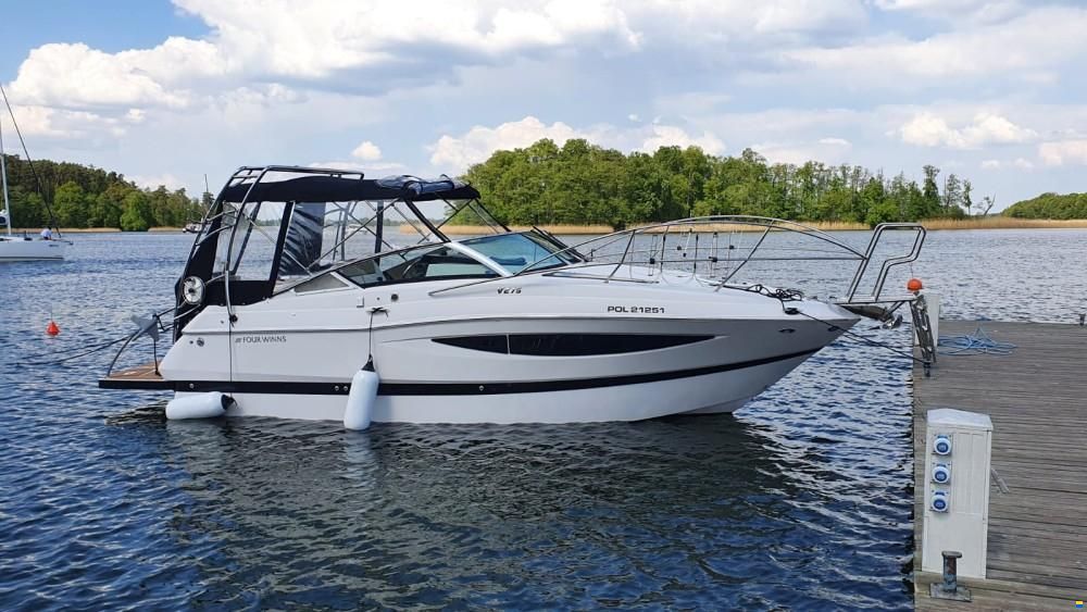 Four Winns V275