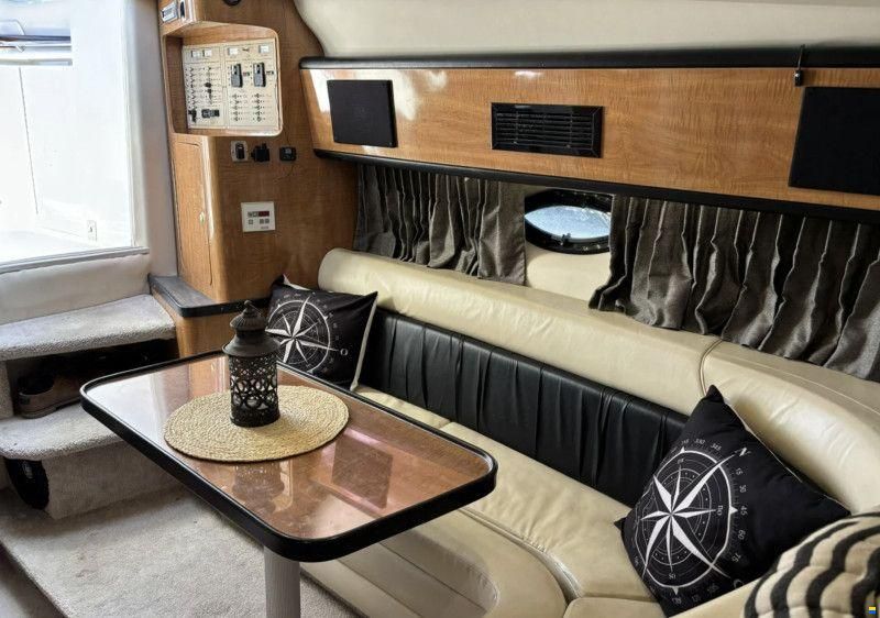 Regal Boats Regal 3260 Commodore