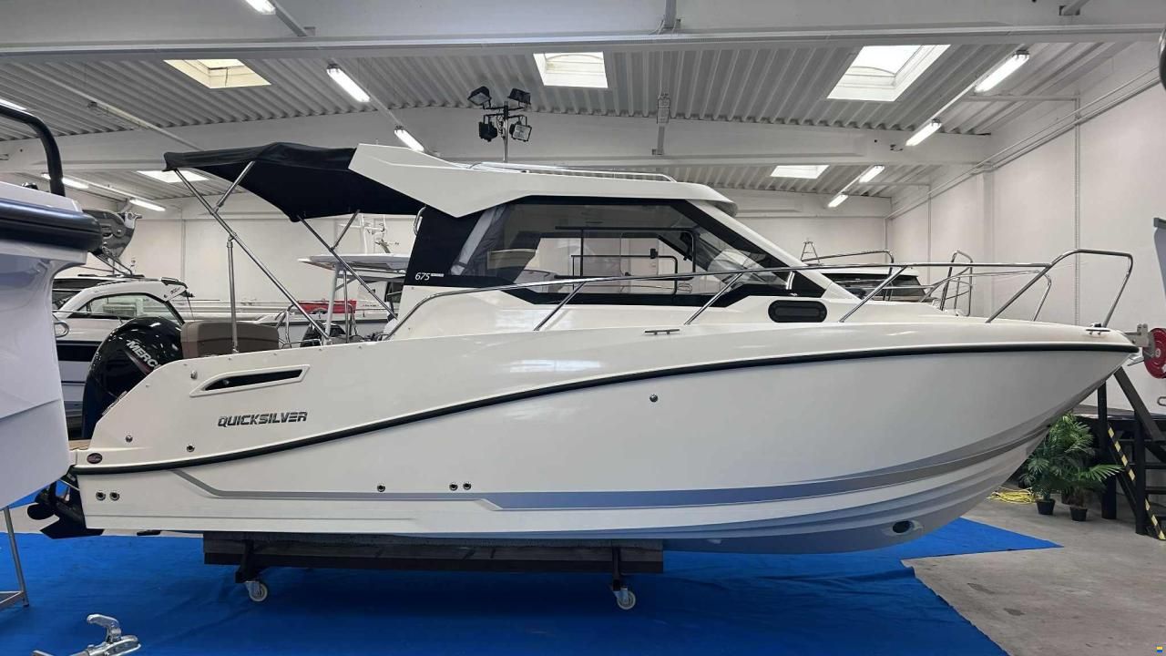 Quicksilver 675 Weekend