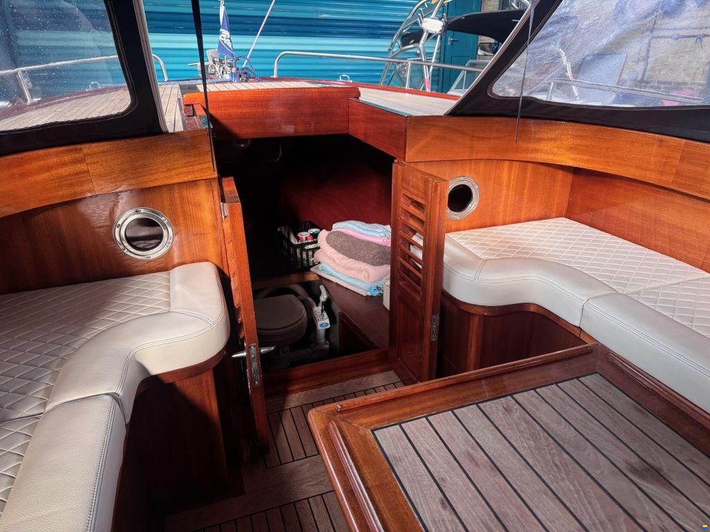 Beaver 900
