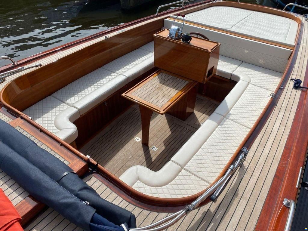 Beaver 900