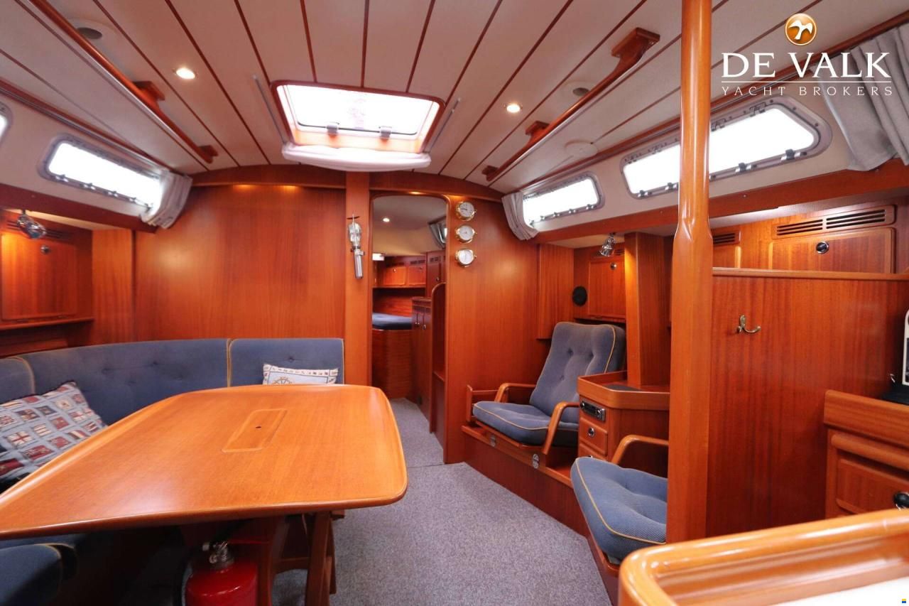 Hallberg-Rassy 43 MK I